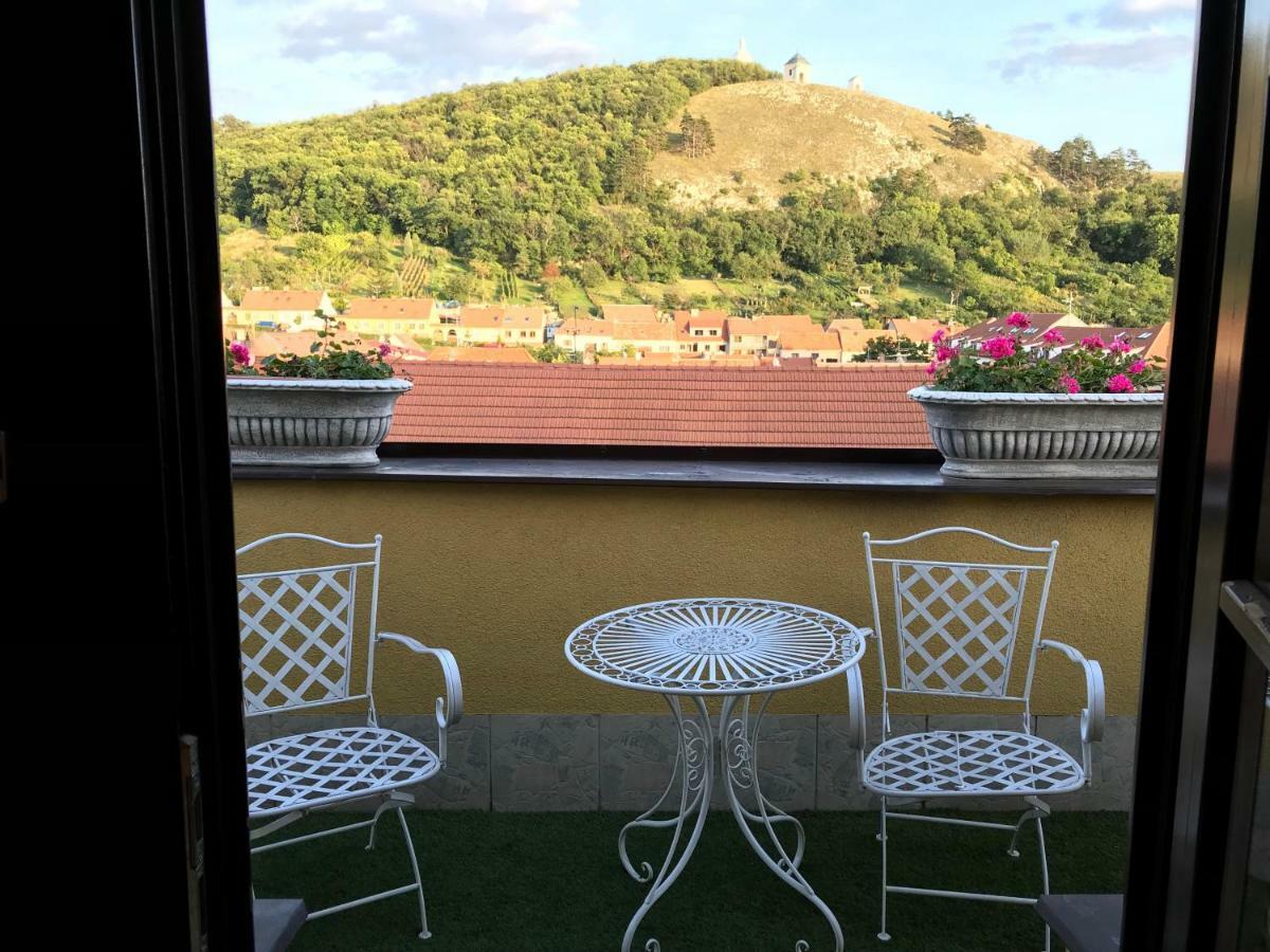 Hotel U Svateho Urbana Mikulov Zewnętrze zdjęcie