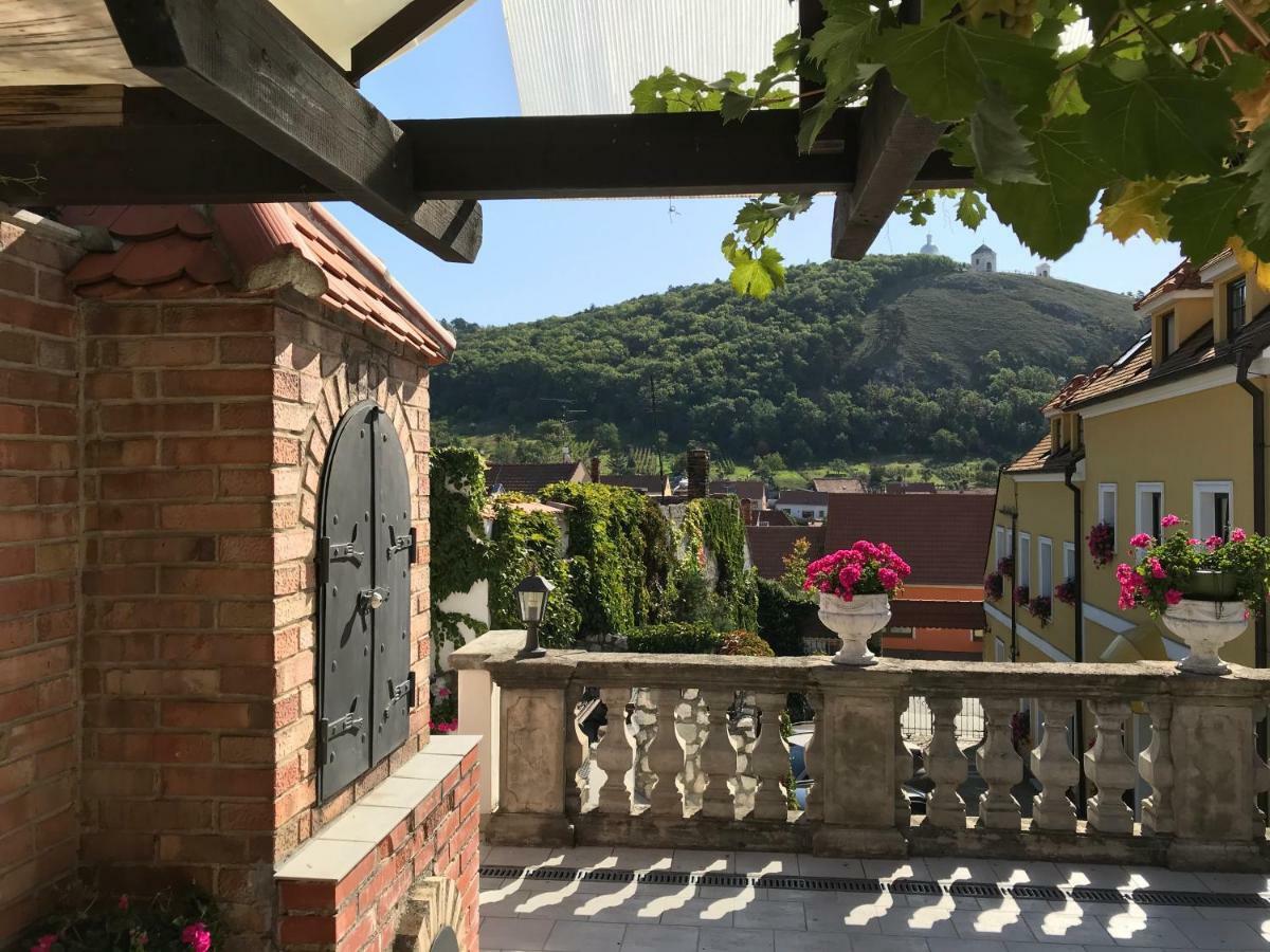 Hotel U Svateho Urbana Mikulov Zewnętrze zdjęcie